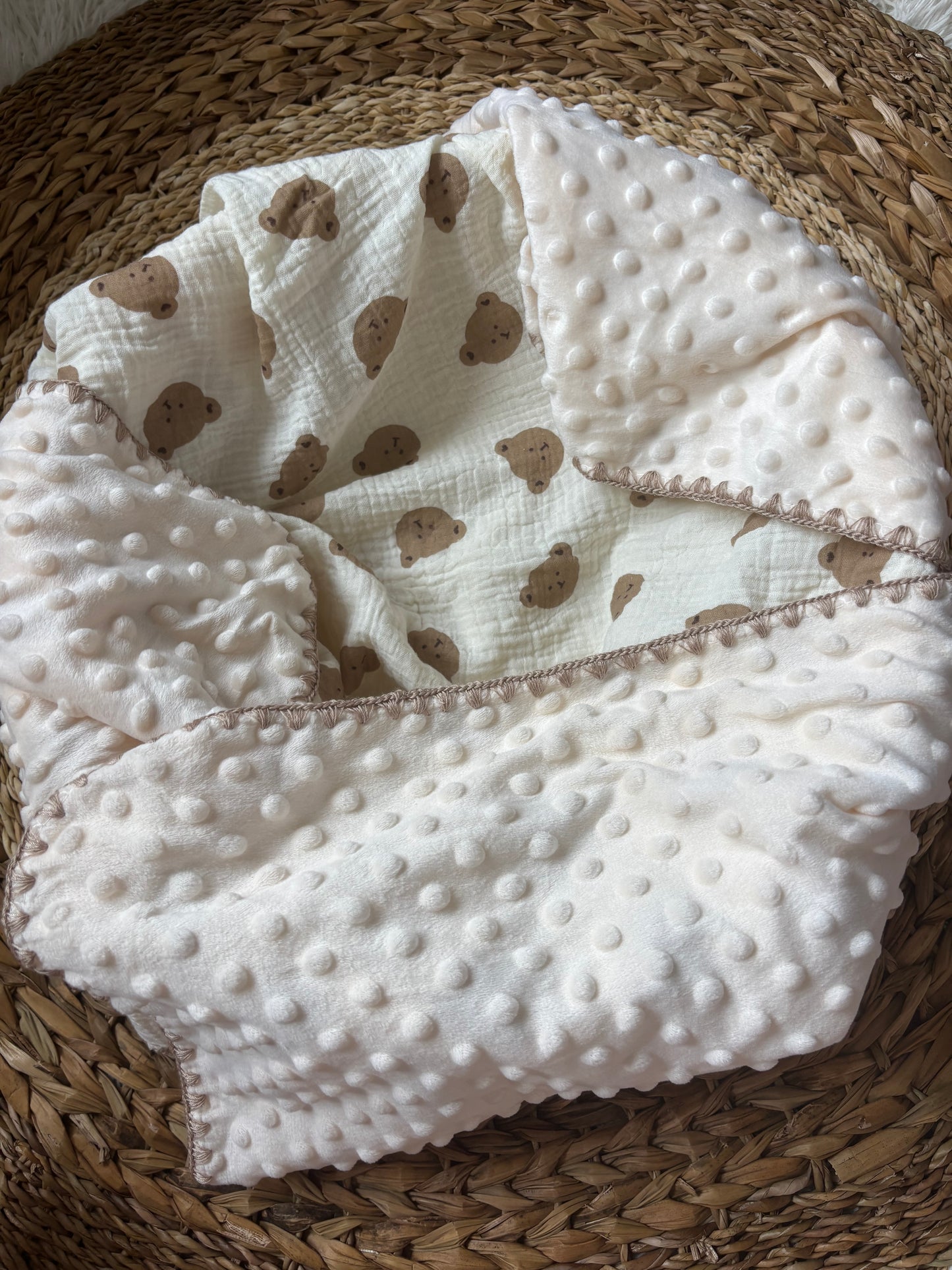 Couverture Nounours Douillet