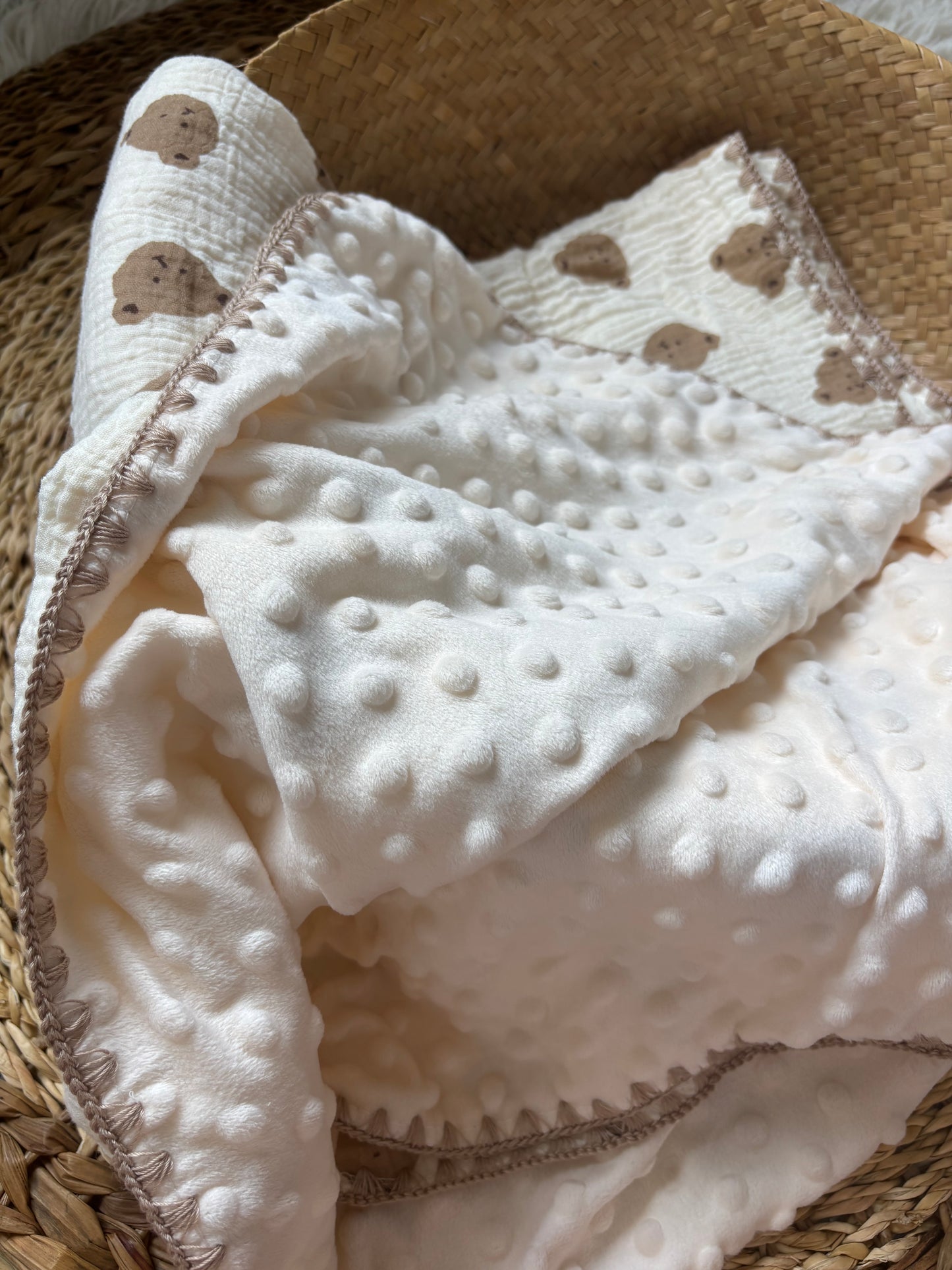 Couverture Nounours Douillet